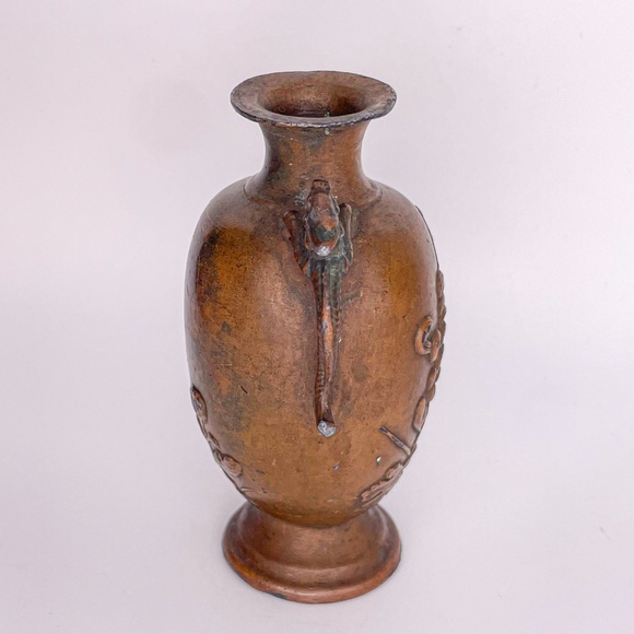 Antique Japanese Bronze Meiji Era Floral Vase/Urn with Dragon Handles Bud Vase - Picture 10 of 13